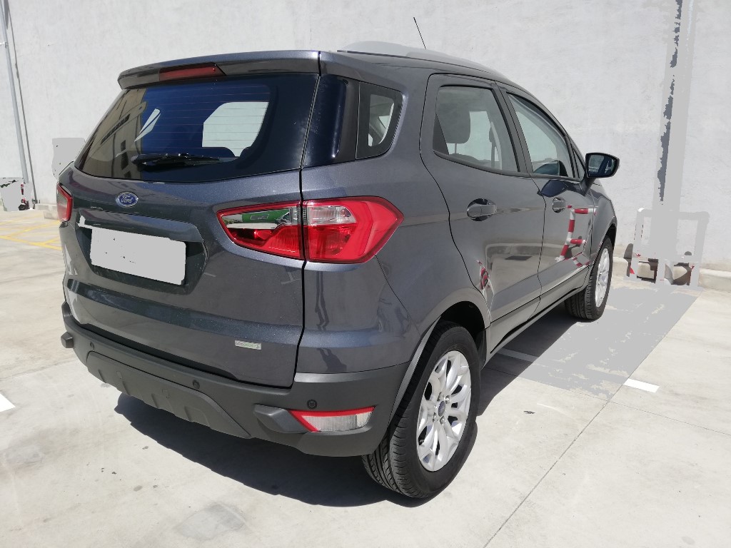 FORD_ECOSPORT_GRIS_5